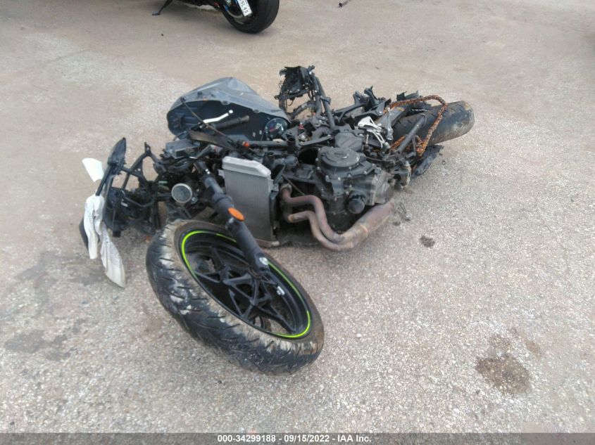 2021 KAWASAKI EX400 JKAEXKG12MDAD1236