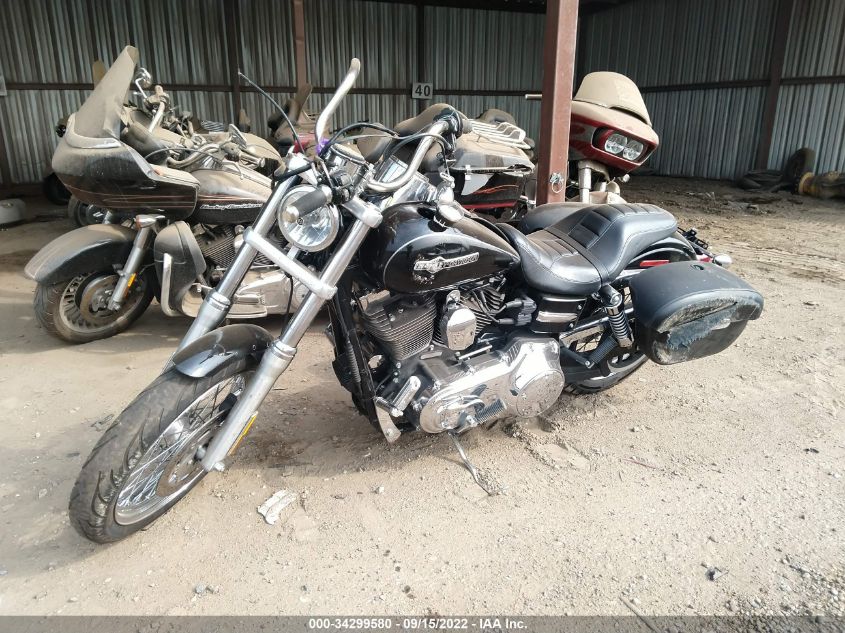 2011 HARLEY-DAVIDSON FXDC 1HD1GV417BC308038