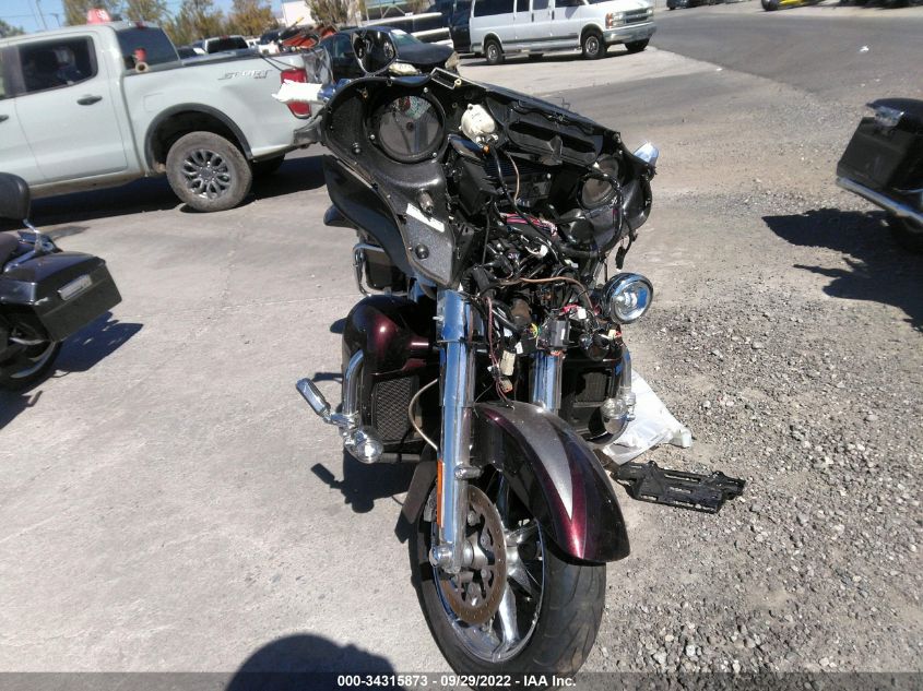 2015 HARLEY-DAVIDSON FLHTKSE CVO LIMITED 1HD1TEN35FB955173
