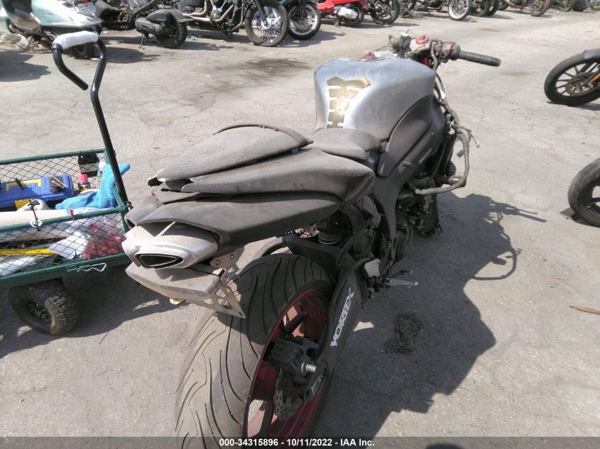 2007 KAWASAKI ZX600 P JKAZX4P137A001098