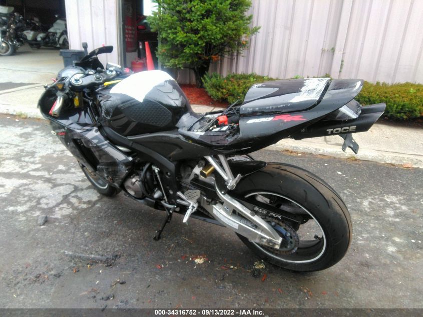 2005 HONDA CBR600 RR JH2PC370X5M206141