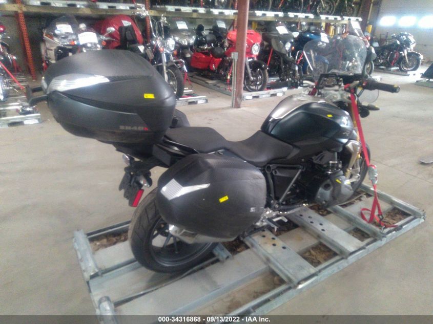2020 BMW R 1250 R WB10J7305LZG69866