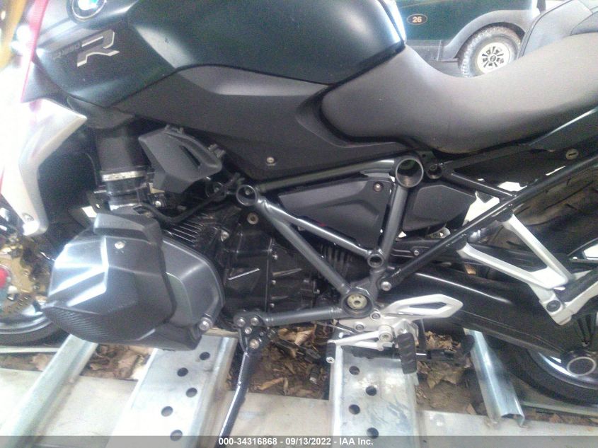 2020 BMW R 1250 R WB10J7305LZG69866