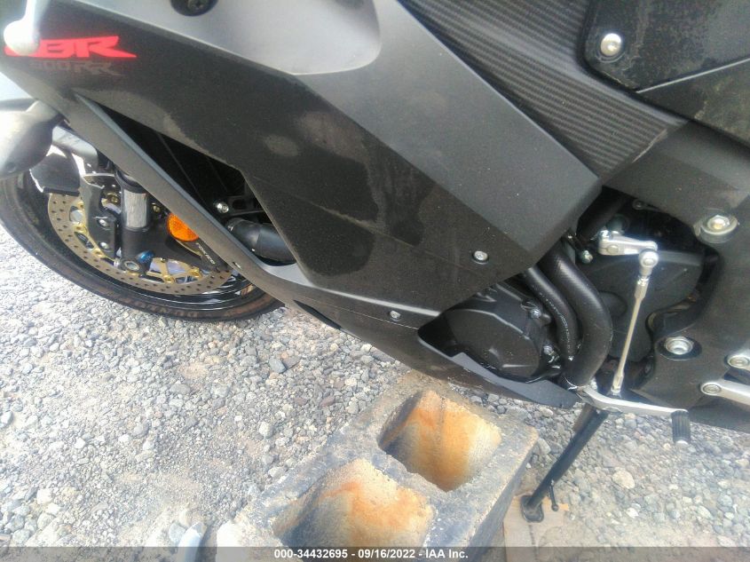 2019 HONDA CBR600 RA JH2PC40J0KK500339