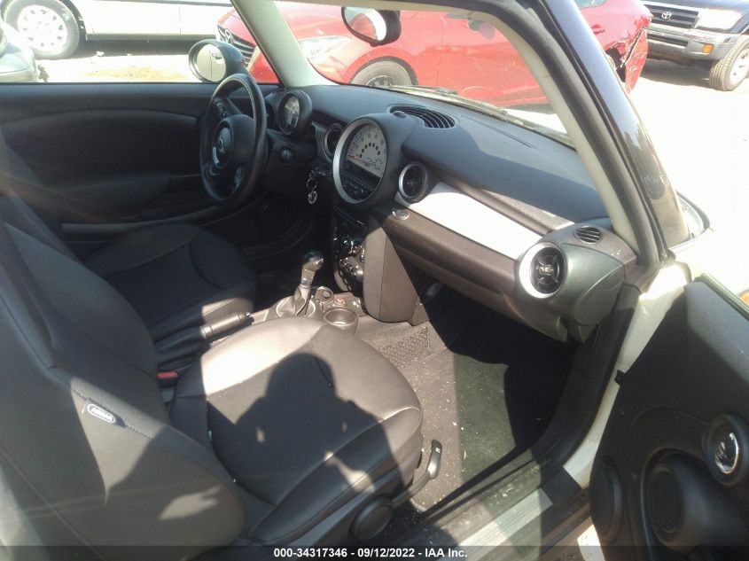 2014 MINI COOPER CLUBMAN WMWZF3C52ET493147