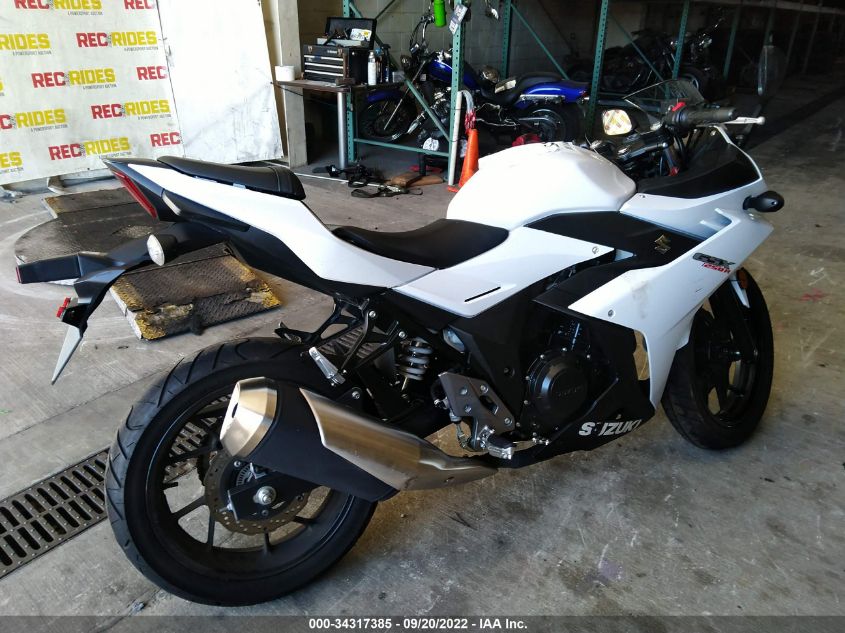 2018 SUZUKI GSX250R LC6DN11A5J1101252