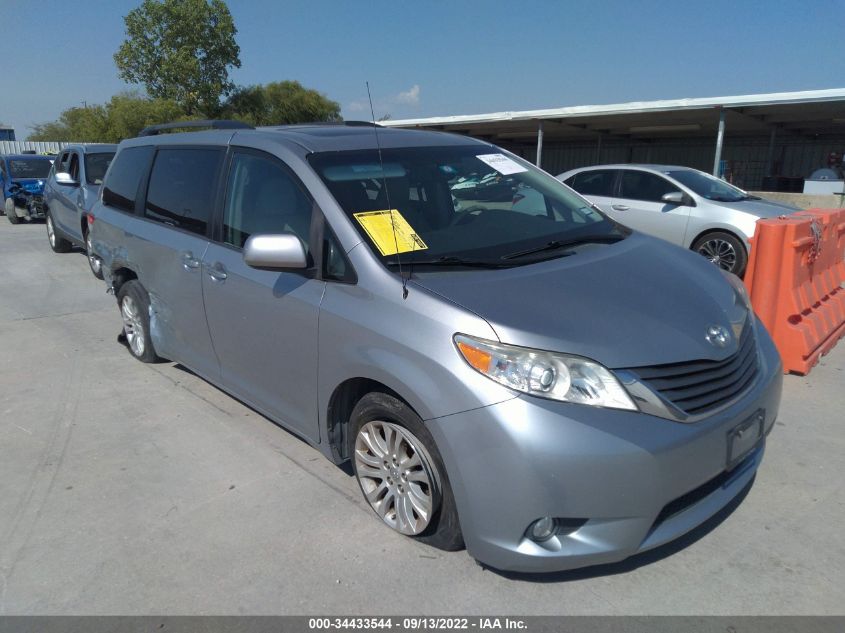 VIN 5TDYK3DC2DS399113 2013 TOYOTA SIENNA no.1