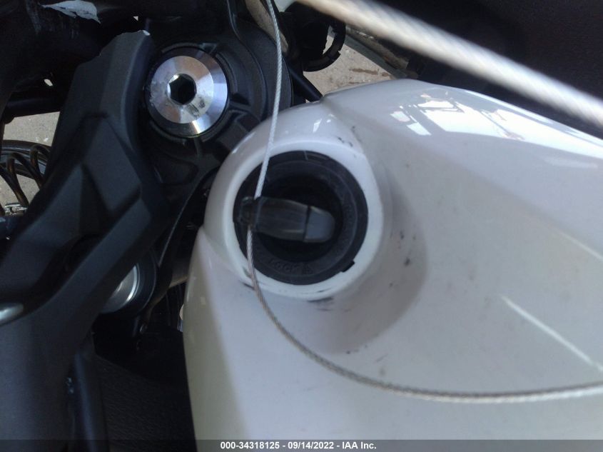2019 KAWASAKI EX650 J JKAEXEJ10KDA04001