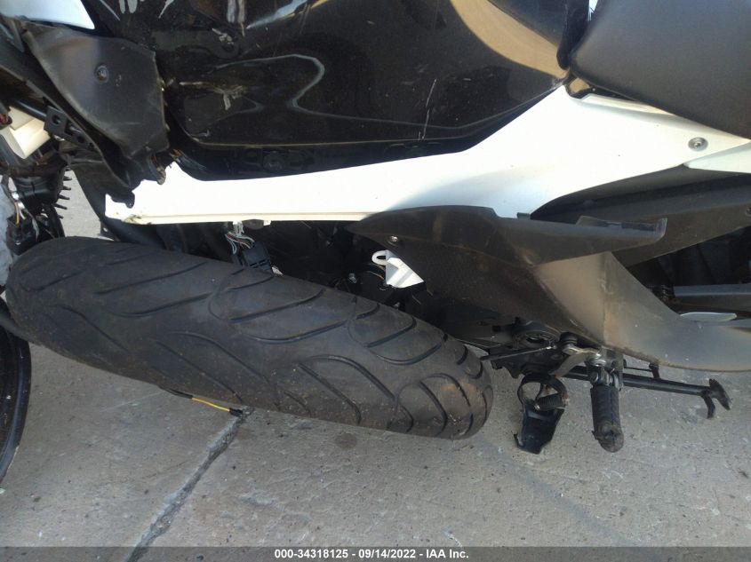 2019 KAWASAKI EX650 J JKAEXEJ10KDA04001