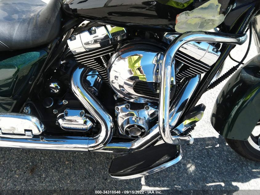 2015 HARLEY-DAVIDSON FLHR ROAD KING 1HD1FBM13FB600718
