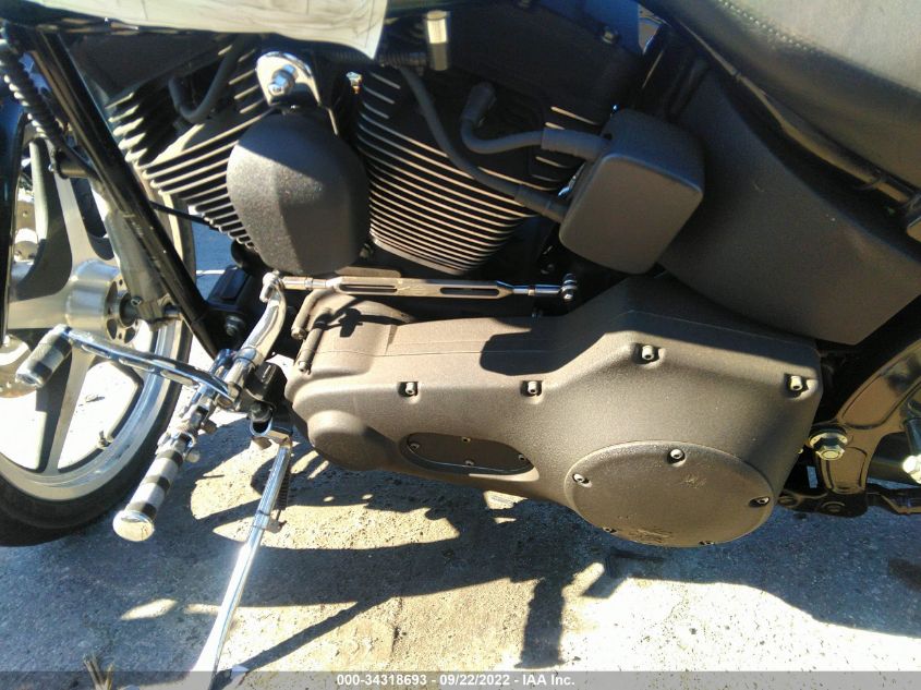 2001 HARLEY-DAVIDSON FXSTBI 1HD1JAB381Y051469