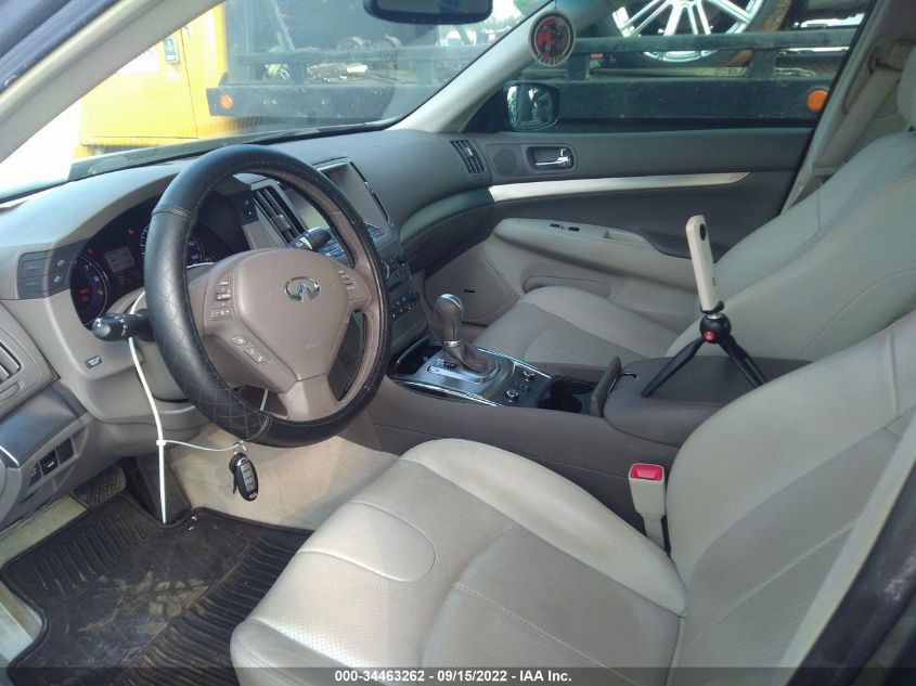 2015 INFINITI Q40 JN1CV6AR5FM523405