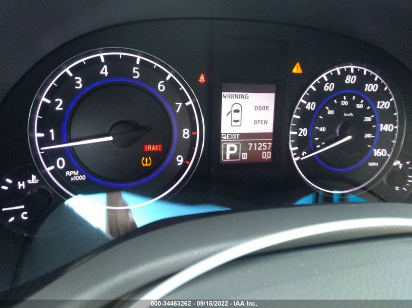 2015 INFINITI Q40 JN1CV6AR5FM523405