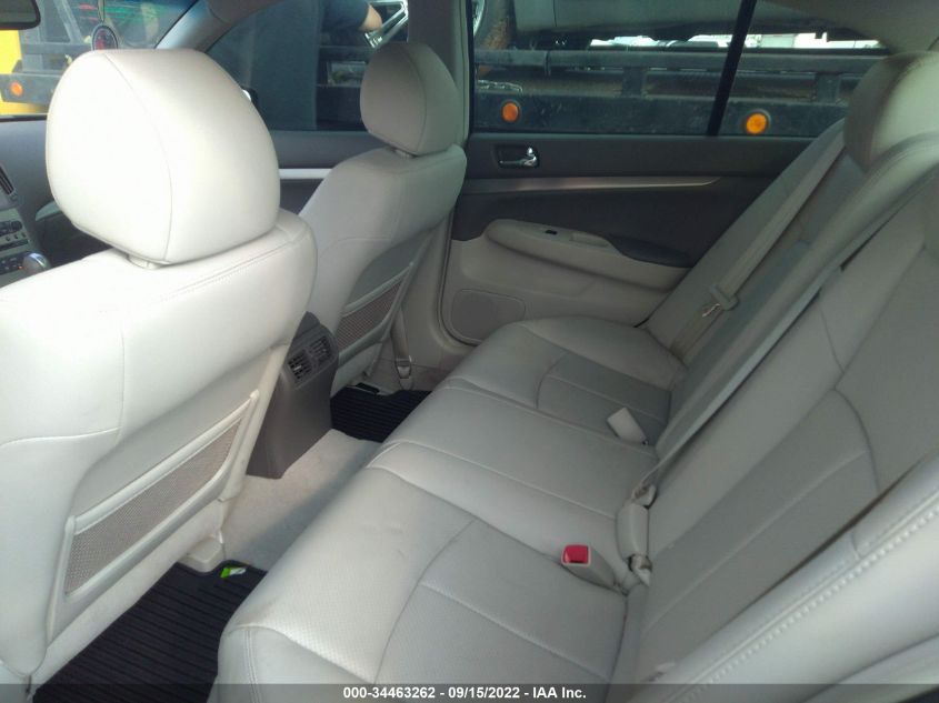 2015 INFINITI Q40 JN1CV6AR5FM523405