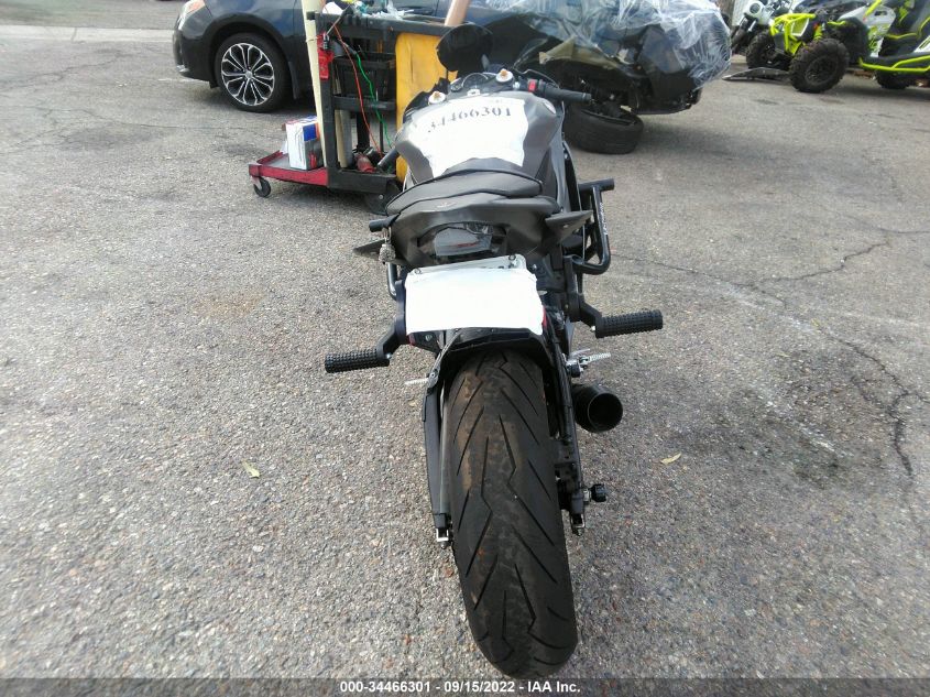 2016 YAMAHA YZFR6 C JYARJ16Y7GA011486