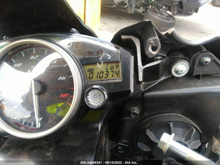 2016 YAMAHA YZFR6 C JYARJ16Y7GA011486