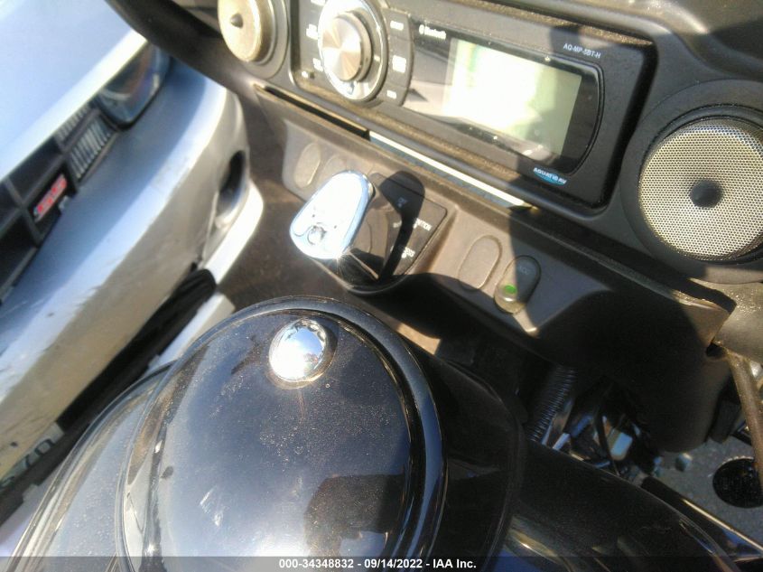 2006 HARLEY-DAVIDSON FLHXI CALIFORNIA 1HD1KBW386Y671985