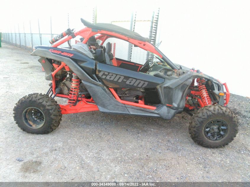 2017 CAN-AM MAVERICK X3 X RS TURBO R 3JBVXAW29HK000103