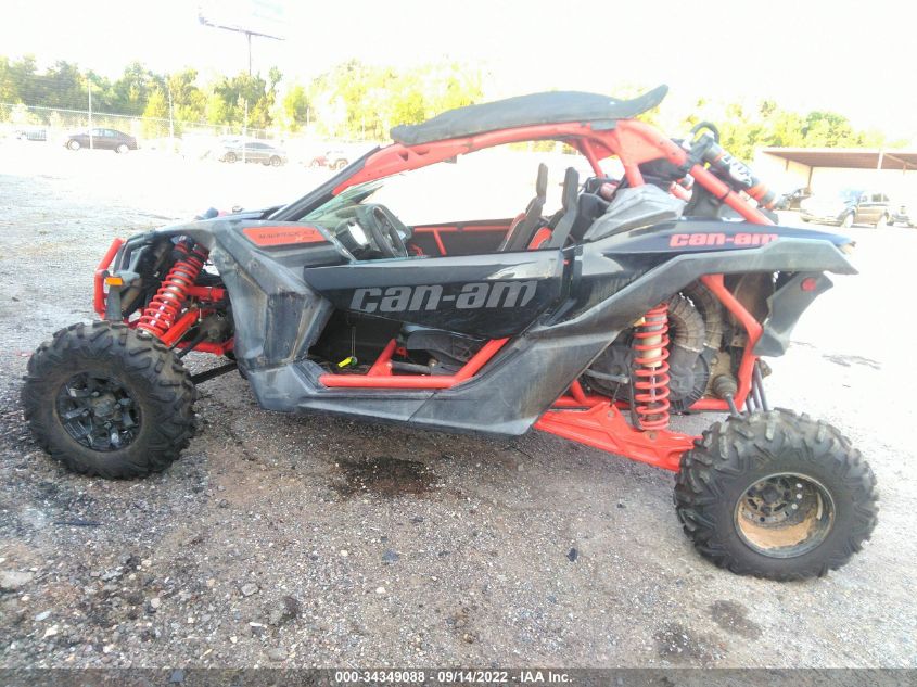 2017 CAN-AM MAVERICK X3 X RS TURBO R 3JBVXAW29HK000103