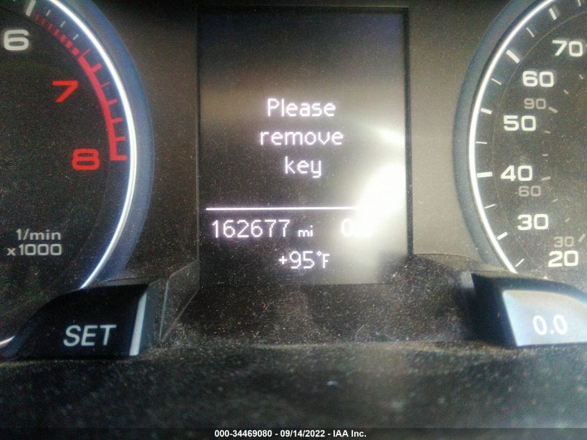 2013 AUDI A4 PREMIUM WAUAFAFL0DN049750