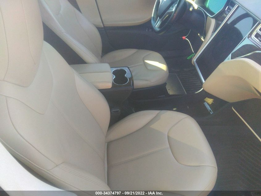 Tesla Model S 2015 -auction- 4