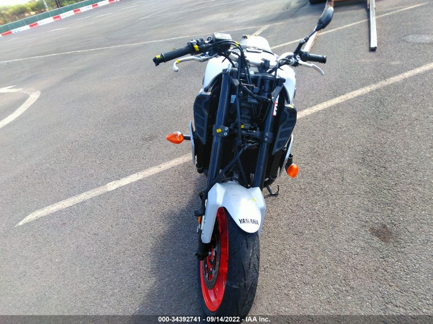 2020 YAMAHA MT09 - JYARN53E1LA007630