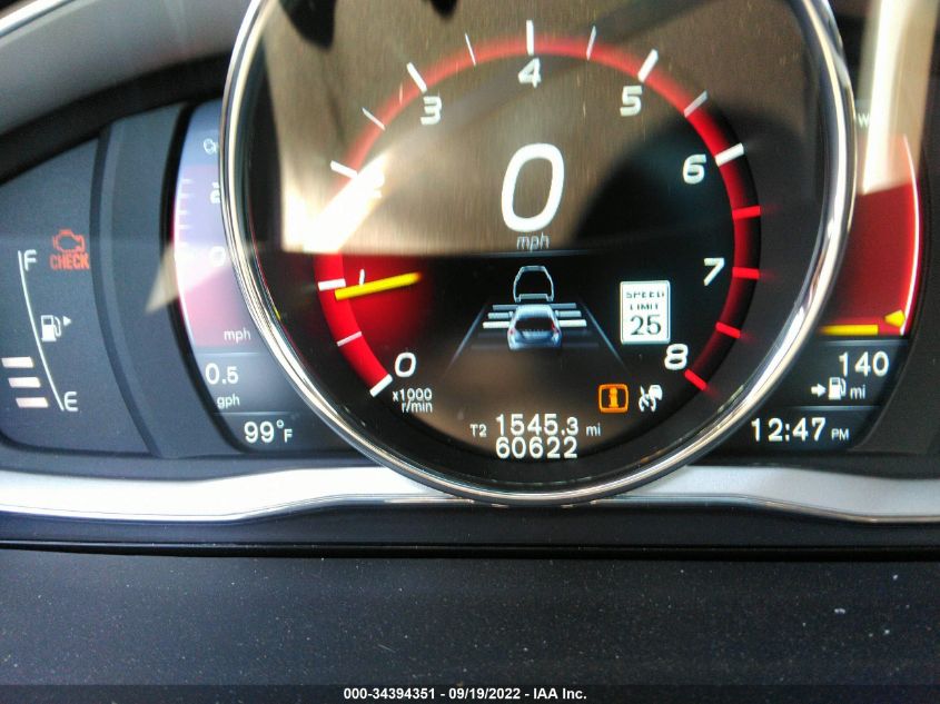 2015 VOLVO V60 T5 DRIVE-E PLATINUM YV140MEM9F1267395