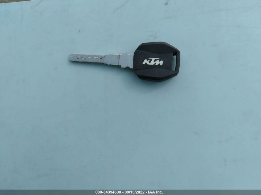 2020 KTM 790 DUKE VBKTU6402LM775703