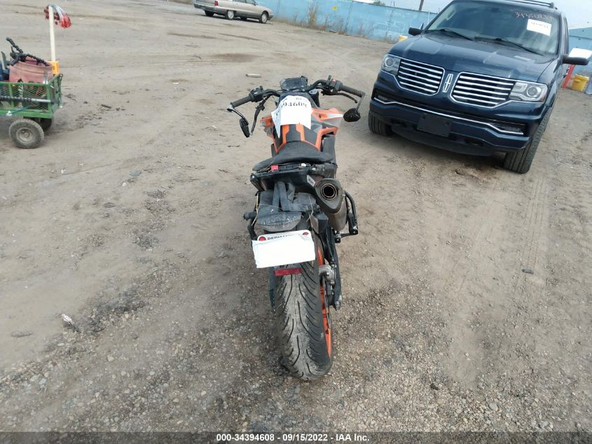 2020 KTM 790 DUKE VBKTU6402LM775703