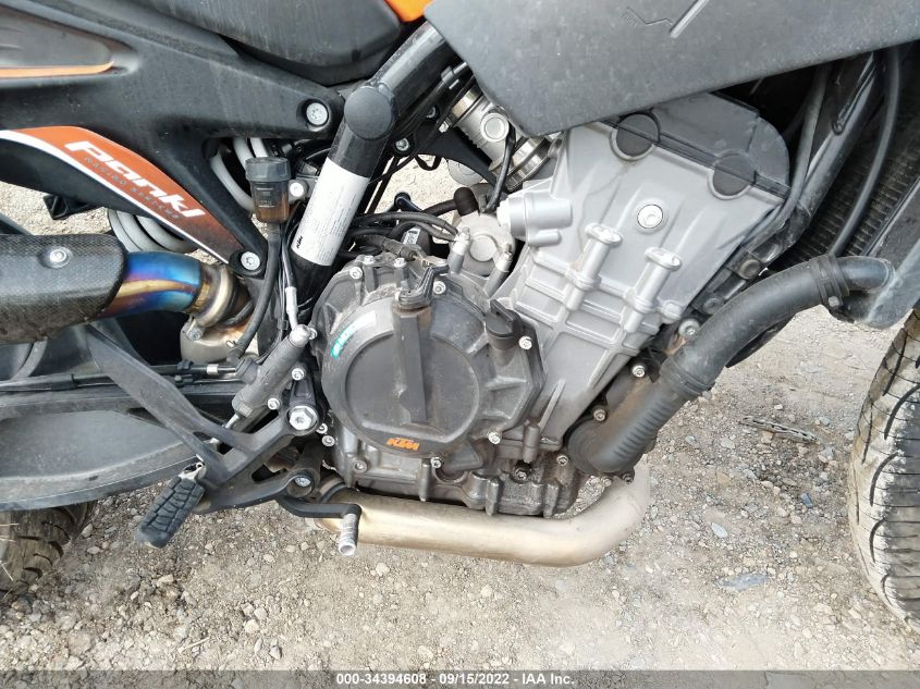 2020 KTM 790 DUKE VBKTU6402LM775703