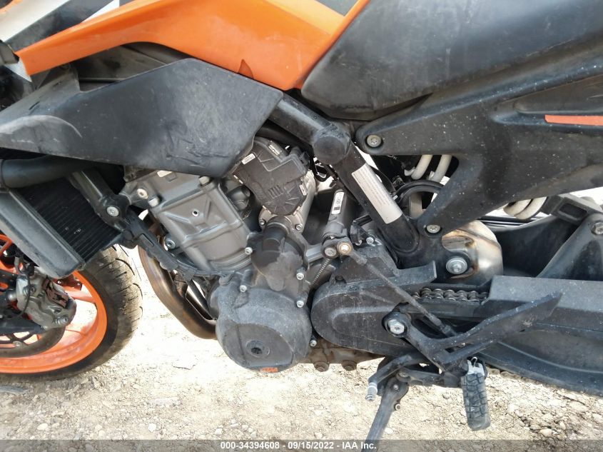 2020 KTM 790 DUKE VBKTU6402LM775703