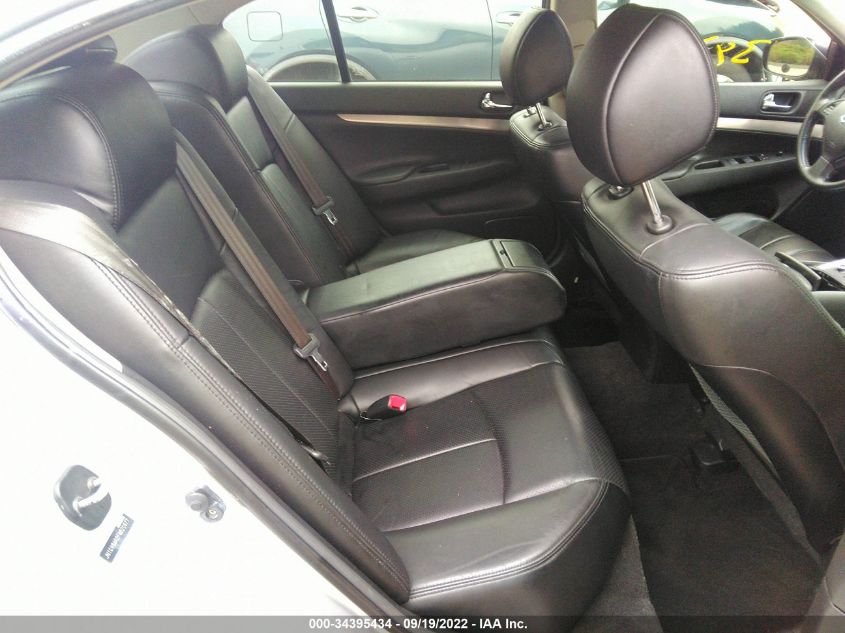 2015 INFINITI Q40 JN1CV6AR2FM520977