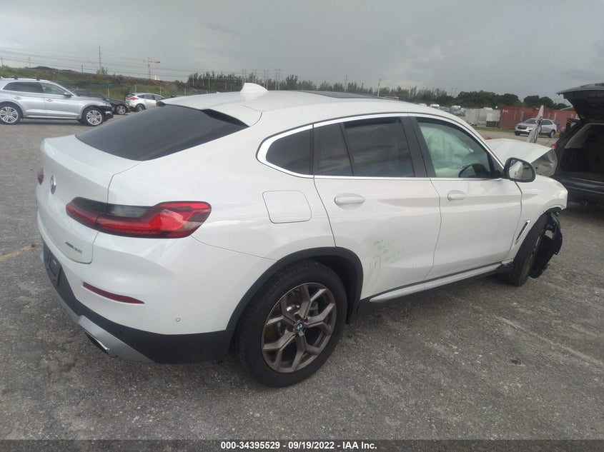 Image 4 of 2022 BMW X4  salvage vehicle - Lot #34395529 at IAAI
