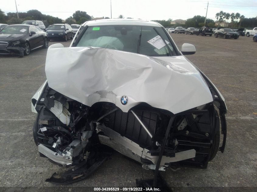 Image 6 of 2022 BMW X4  salvage vehicle - Lot #34395529 at IAAI