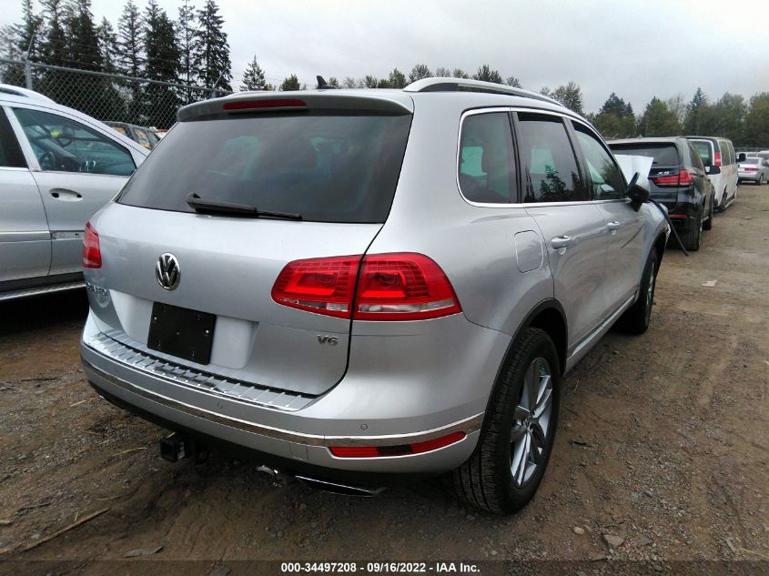 2015 VOLKSWAGEN TOUAREG LUX WVGEF9BP1FD005160