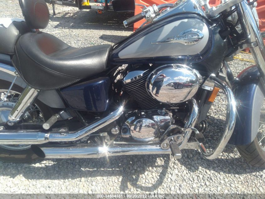 2001 HONDA VT750 CD2 JH2RC44681K501445