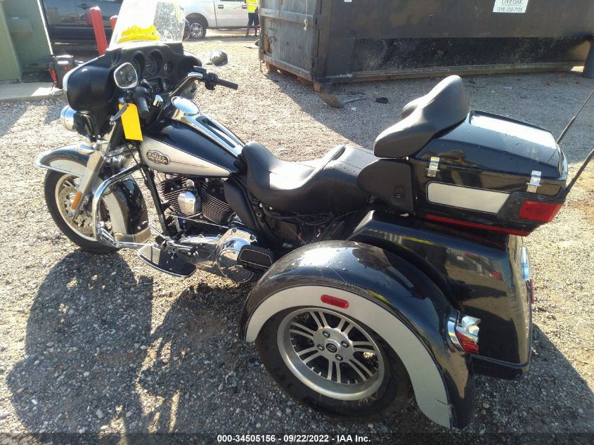 2013 HARLEY-DAVIDSON FLHTCUTG TRI GLIDE ULTRA CLASSIC 1HD1MAM11DB850777