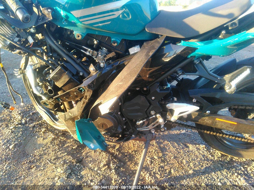 VIN JKAEXKH1XMDAB5087 2021 KAWASAKI EX400