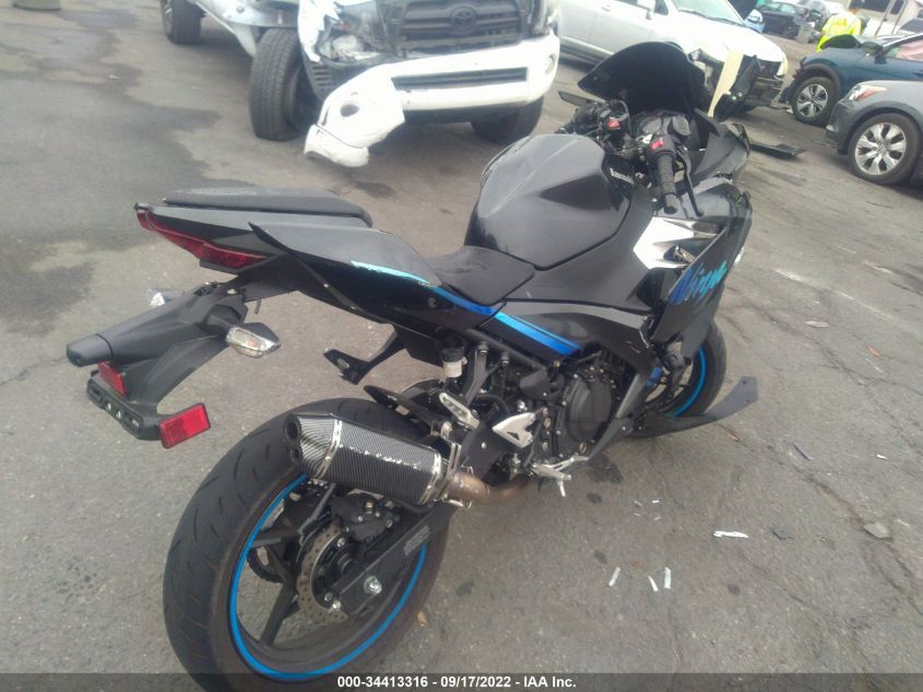 2022 KAWASAKI EX400 JKAEXKG15NDAG3017
