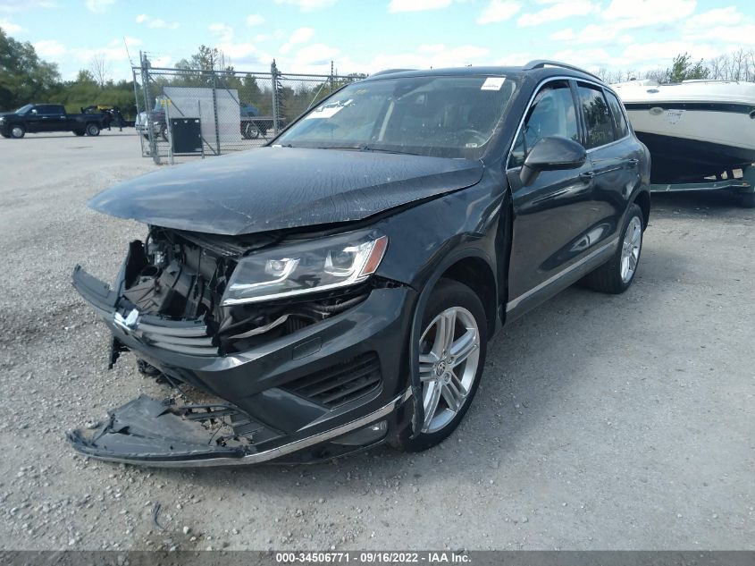 2016 VOLKSWAGEN TOUAREG EXECUTIVE WVGEP9BPXGD003339