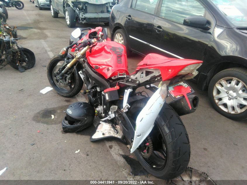 2007 SUZUKI GSX-R600 - JS1GN7DA472103801