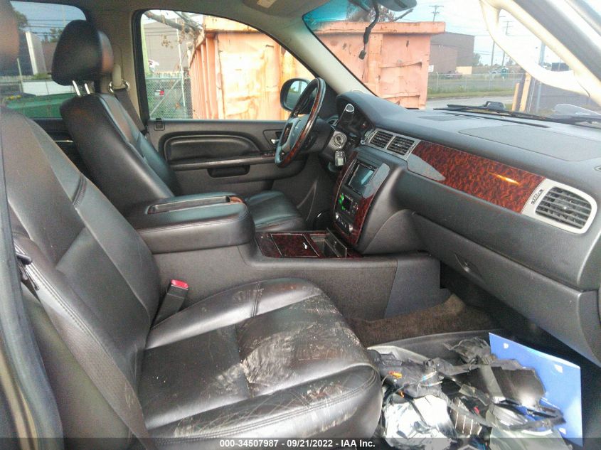 2013 GMC YUKON XL DENALI 1GKS2MEF5DR113830