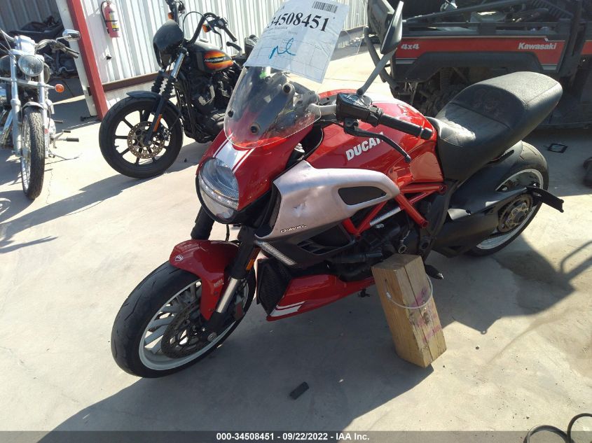 2013 DUCATI DIAVEL ZDM13BLW2DB015542