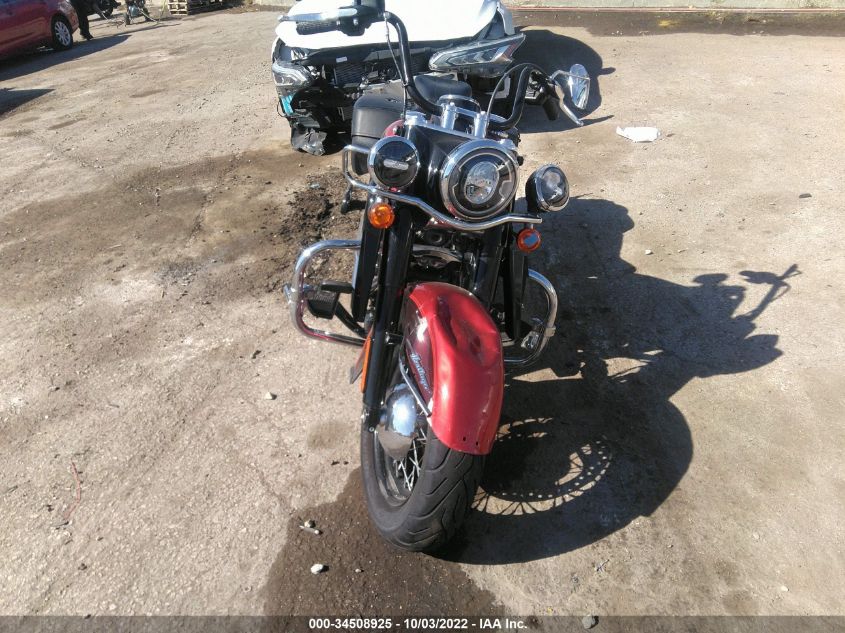 2019 HARLEY-DAVIDSON FLHC 1HD1YAJ22KB020727