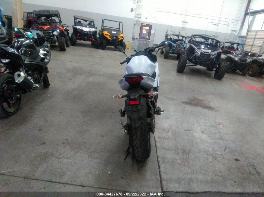 2013 KAWASAKI EX650 E JKAEXEE14DDA11188