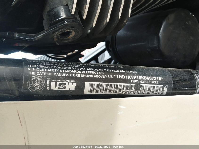 2019 HARLEY-DAVIDSON FLTRXS 1HD1KTP15KB667215