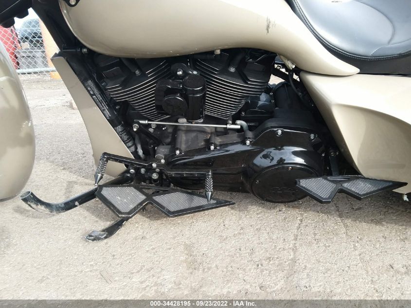 2019 HARLEY-DAVIDSON FLTRXS 1HD1KTP15KB667215