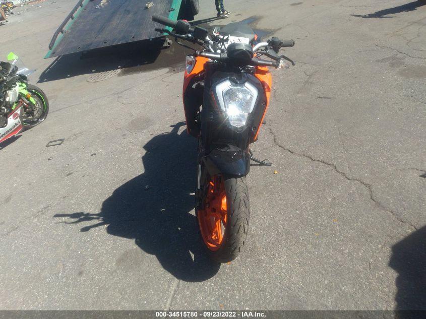 2022 KTM 200 DUKE MD2JPC405NC035676