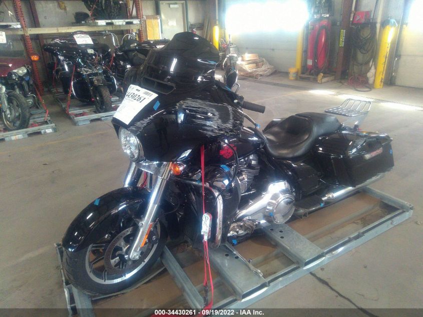 2022 HARLEY-DAVIDSON FLHT 1HD1FVC1XNB616612
