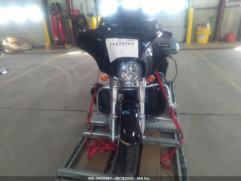 2022 HARLEY-DAVIDSON FLHT 1HD1FVC1XNB616612